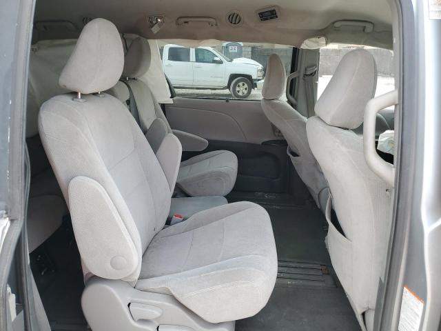 Photo 11 from auction – 2016 TOYOTA SIENNA LE with VIN 5TDKK3DC9GS733552