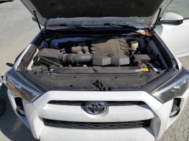 Photo 12 from auction – 2019 TOYOTA 4RUNNER SR with VIN JTEZU5JR5K5207085
