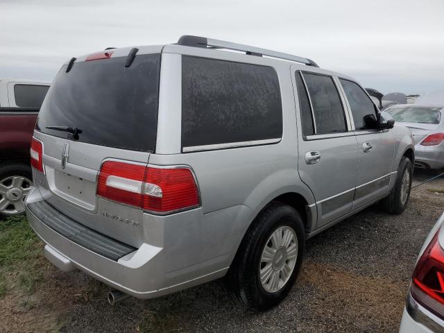 Photo 3 from auction – 2014 LINCOLN NAVIGATOR with VIN 5LMJJ2H52EEL01014