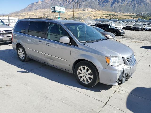 Photo 4 from auction – 2016 CHRYSLER TOWN & COU with VIN 2C4RC1BG0GR206630