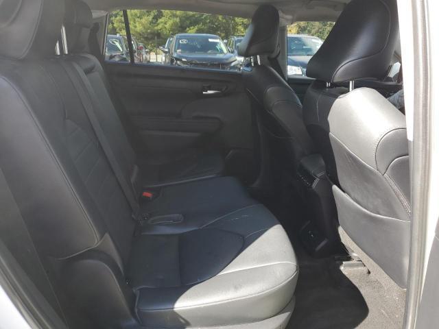 Photo 11 from auction – 2021 TOYOTA HIGHLANDER with VIN 5TDGZRBHXMS102226