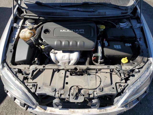 Photo 11 from auction – 2016 CHRYSLER 200 LIMITE with VIN 1C3CCCAB7GN150596