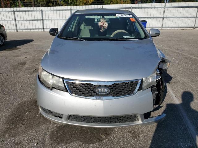 Photo 5 from auction – 2013 KIA FORTE EX with VIN KNAFU4A23D5738998