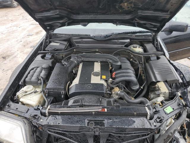 Photo 11 from auction – 1996 MERCEDES-BENZ 115 D with VIN WDBFA63F4TF139672
