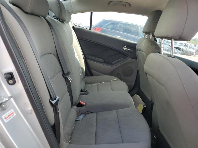 Photo 10 from auction – 2016 KIA FORTE LX with VIN KNAFK4A60G5519476