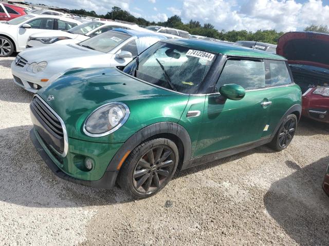 MINI COOPER 2020 z numerem VIN WMWXR3C03L2M04000 - Zdjęcie z aukcji
