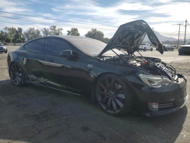 Photo 4 from auction – 2017 TESLA MODEL S with VIN 5YJSA1E28HF186969