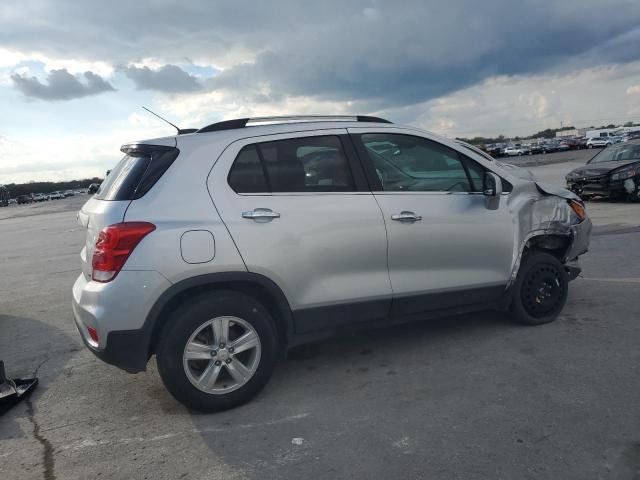 Photo 3 from auction – 2020 CHEVROLET TRAX 1LT with VIN KL7CJPSB0LB033930