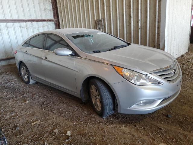 Photo 4 from auction – 2013 HYUNDAI SONATA GLS with VIN 5NPEB4AC8DH520018