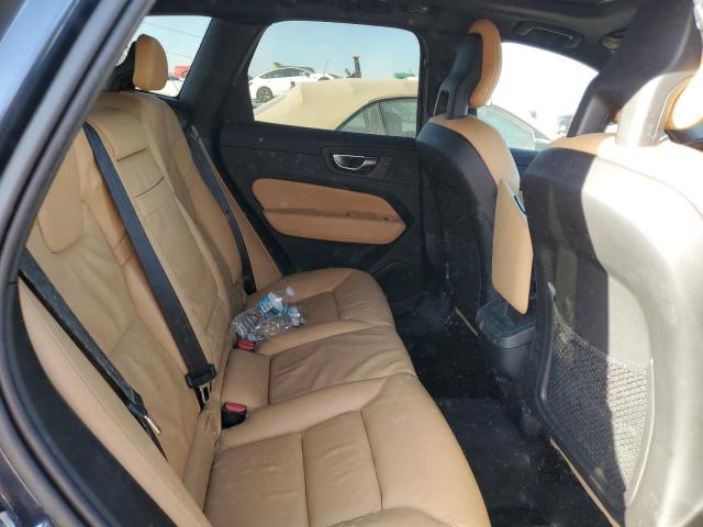 Photo 10 from auction – 2018 VOLVO XC60 T5 MO with VIN YV4102RK7J1027239