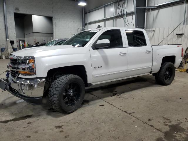 CHEVROLET SILVERADO 2018 with VIN 3GCUKREC7JG389316 - Photo from auction