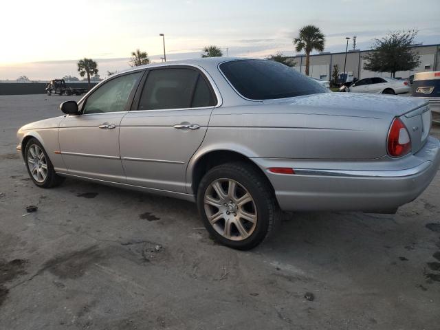 Photo 2 from auction – 2004 JAGUAR XJ8 with VIN SAJEA71C54SG01326