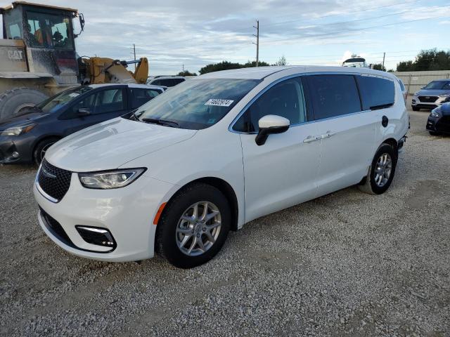 CHRYSLER PACIFICA T 2023 with VIN 2C4RC1BG2PR629516 - Photo from auction