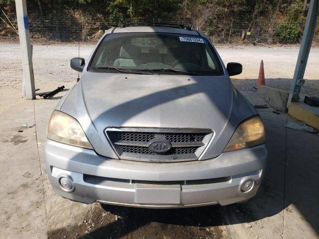 Photo 5 from auction – 2004 KIA SORENTO EX with VIN KNDJD733245288930