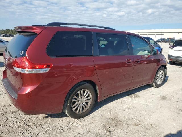 Photo 3 from auction – 2011 TOYOTA SIENNA XLE with VIN 5TDYK3DC3BS140062