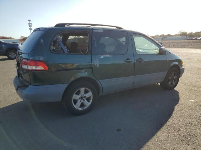Photo 3 from auction – 2002 TOYOTA SIENNA LE with VIN 4T3ZF13C52U459119