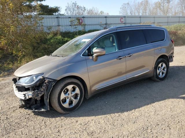 CHRYSLER PACIFICA T 2017 with VIN 2C4RC1EG1HR771336 - Photo from auction