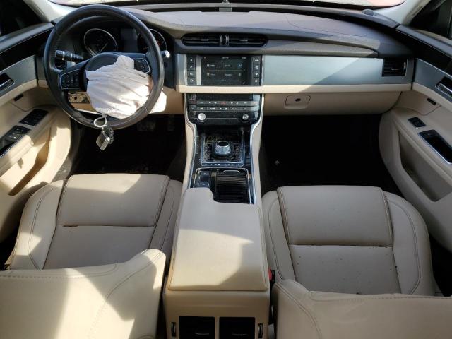 Photo 8 from auction – 2016 JAGUAR XF PREMIUM with VIN SAJBJ4BV4GCY16693
