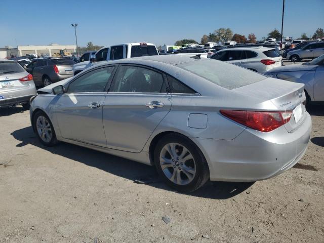 Photo 2 from auction – 2013 HYUNDAI SONATA SE with VIN 5NPEC4AC8DH680798