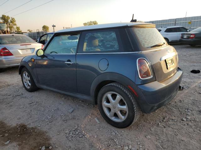 Photo 2 from auction – 2010 MINI COOPER with VIN WMWMF3C52ATZ24509
