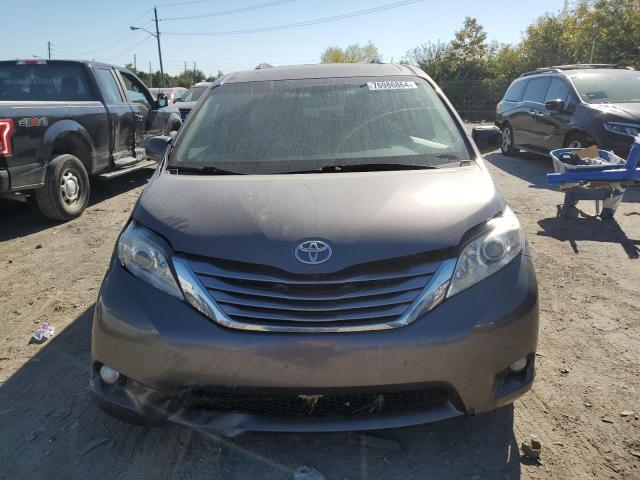 Photo 5 from auction – 2016 TOYOTA SIENNA XLE with VIN 5TDYK3DC0GS765039