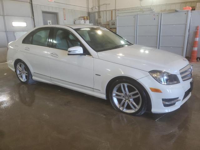 Photo 4 from auction – 2012 MERCEDES-BENZ C 250 with VIN WDDGF4HB0CA614738