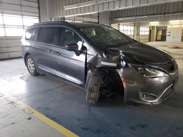 Photo 4 from auction – 2017 CHRYSLER PACIFICA TOURING L with VIN 2C4RC1BG0HR795129