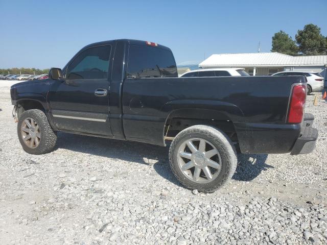 Photo 2 from auction – 2004 CHEVROLET SILVERADO with VIN 1GCEC14T64Z234068