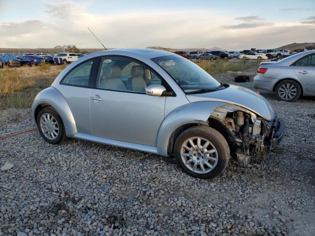 Photo 4 from auction – 2005 VOLKSWAGEN NEW BEETLE with VIN 3VWCR31C65M418142