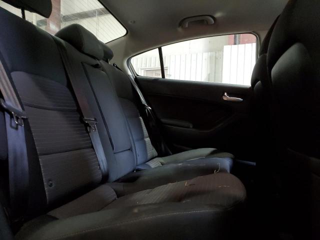Foto 10 de la subasta – 2017 KIA FORTE LX con VIN 3KPFL4A78HE095690