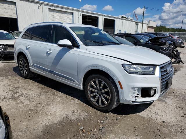 Photo 4 from auction – 2019 AUDI Q7 PREMIUM with VIN WA1LHAF7XKD034324