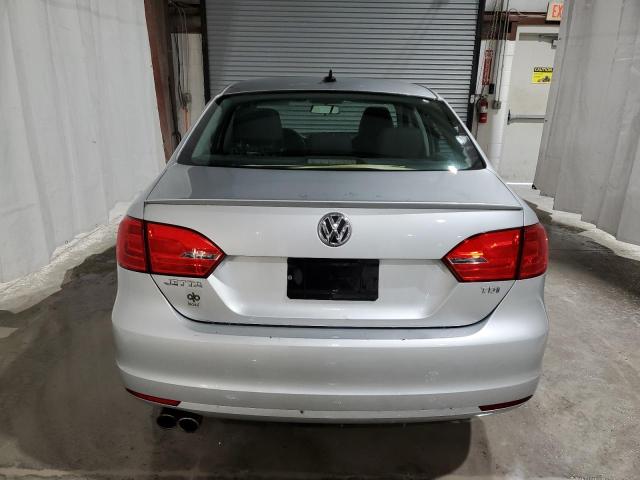 Photo 6 from auction – 2011 VOLKSWAGEN JETTA TDI with VIN 3VWLL7AJ4BM043385