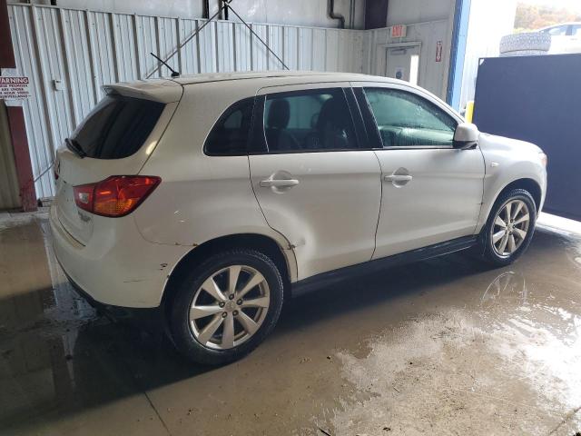 Фото 3 с аукциона – 2015 MITSUBISHI OUTLANDER с VIN 4A4AR3AU0FE033629