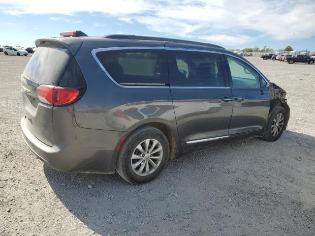 Photo 3 from auction – 2017 CHRYSLER PACIFICA T with VIN 2C4RC1BG9HR500996