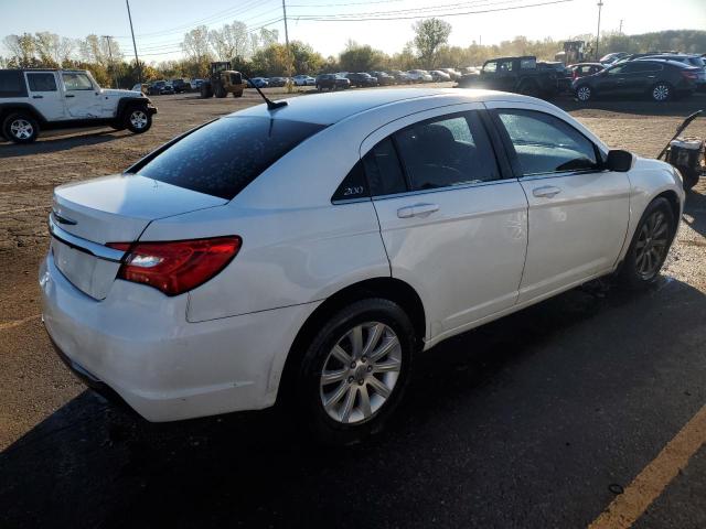 Photo 3 from auction – 2013 CHRYSLER 200 TOURIN with VIN 1C3CCBBBXDN543609