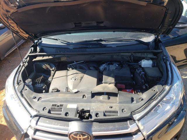 Photo 12 from auction – 2019 TOYOTA HIGHLANDER with VIN 5TDKZRFH7KS568830