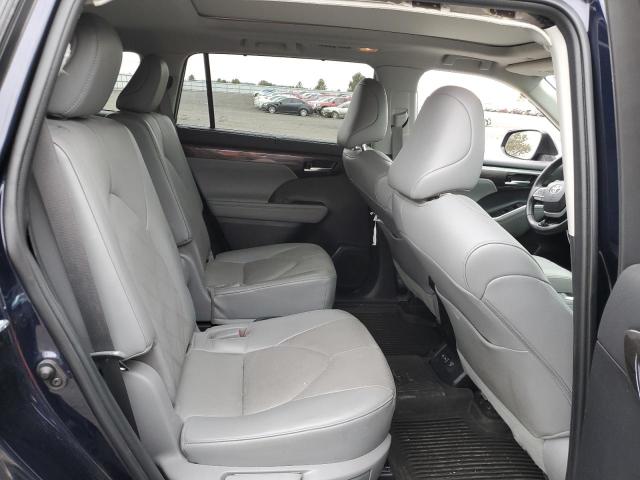 Photo 11 from auction – 2023 TOYOTA HIGHLANDER with VIN 5TDEBRCH6PS127199