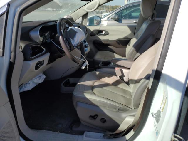 Фото 7 с аукциона – 2018 CHRYSLER PACIFICA T с VIN 2C4RC1EG9JR317261