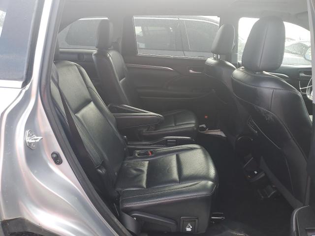 Photo 11 from auction – 2015 TOYOTA HIGHLANDER with VIN 5TDDKRFH8FS077024