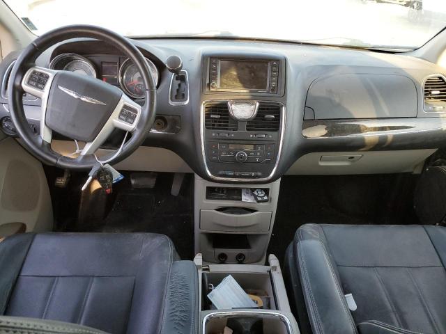 Photo 8 from auction – 2016 CHRYSLER TOWN & COU with VIN 2C4RC1BG7GR190328
