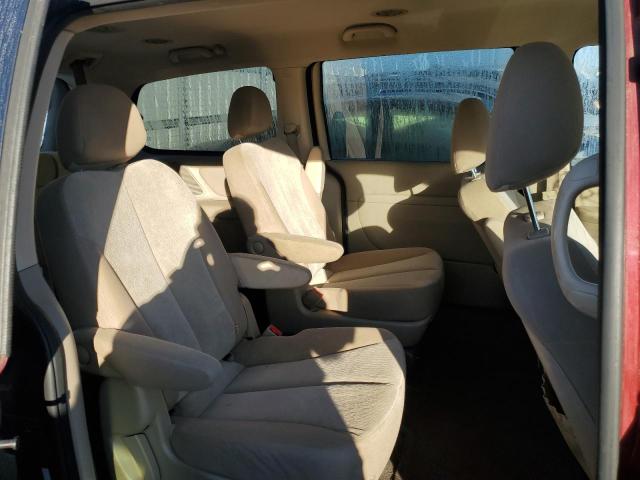 Photo 11 from auction – 2014 KIA SEDONA LX with VIN KNDMG4C77E6543282