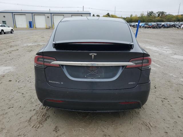 Photo 6 from auction – 2018 TESLA MODEL X with VIN 5YJXCDE23JF122300