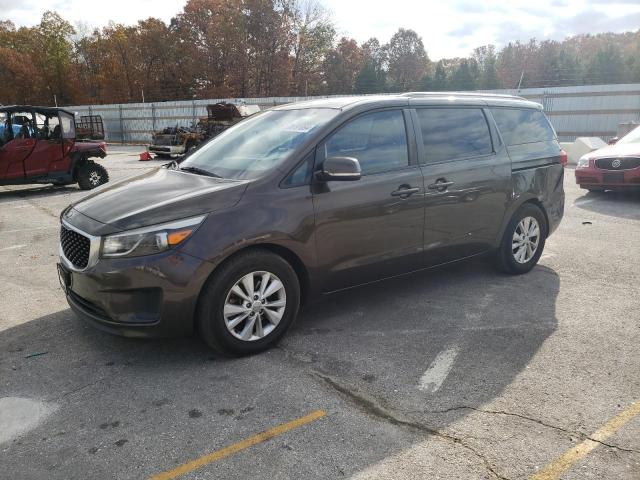 KIA SEDONA LX 2015 with VIN KNDMB5C19F6066257 - Photo from auction