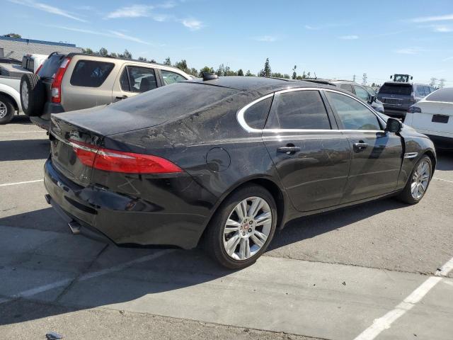 Photo 3 from auction – 2017 JAGUAR XF PREMIUM with VIN SAJBD4BV6HCY28336