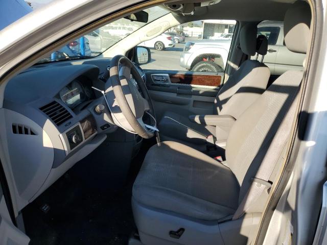 Photo 7 from auction – 2010 CHRYSLER TOWN & COU with VIN 2A4RR5D16AR278741