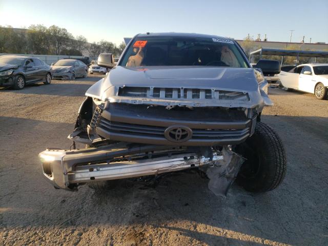 Photo 5 from auction – 2015 TOYOTA TUNDRA DOU with VIN 5TFRY5F16FX179917