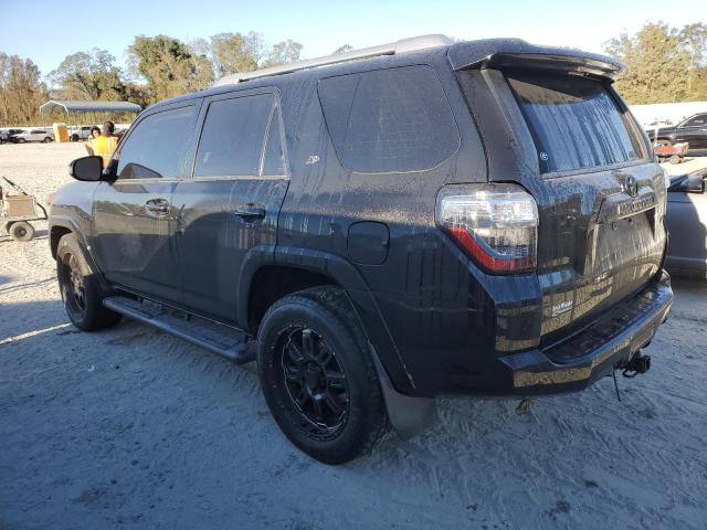 Photo 2 from auction – 2017 TOYOTA 4RUNNER SR with VIN JTEZU5JR9H5159342