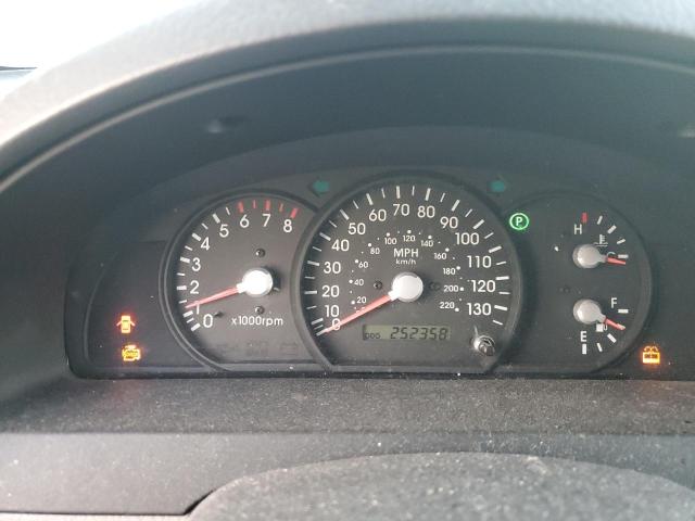 Photo 9 from auction – 2004 KIA SORENTO EX with VIN KNDJC733645297195
