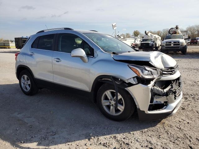 Photo 4 from auction – 2020 CHEVROLET TRAX 1LT with VIN 3GNCJLSB0LL203057