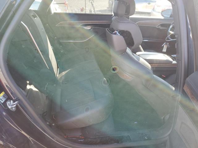 Photo 10 from auction – 2023 AUDI A8 L with VIN WAULDAF86PN002950
